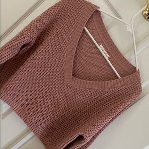 Aeropostale loose knit crop v-neck LS Sweater